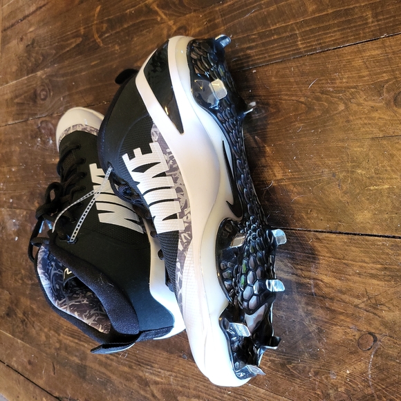 Nike Force Zoom Trout 4 Mid Metal Baseball Cleats 917837-001 White/Black Sz 12 - Picture 2 of 2